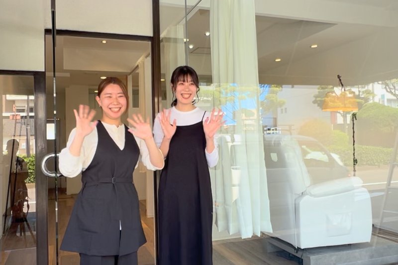 UNE eyesalonのスタッフ